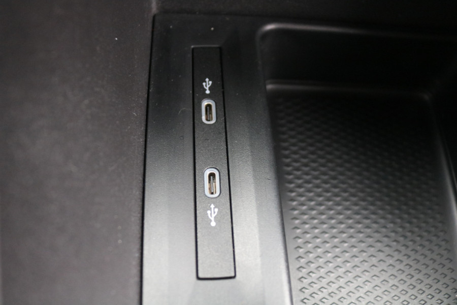 Volkswagen Caddy 2.0 TDI 102pk Euro 6 Airco Navigatie Apple Carplay Camera