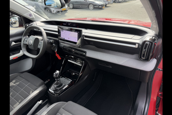 Citroën C3 100pk Max (Camera - LED - Automatische Airco - Navigatie - Parkeersensoren - Draadloos laden - Apple Carplay)