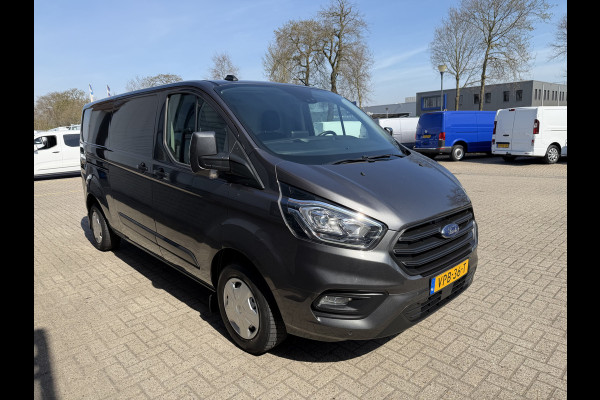 Ford Transit Custom 300 2.0 TDCI L2H1 Trend / vaste prijs rijklaar € 21.950 ex btw / dubbele schuifdeur / lease vanaf € 358 / airco / cruise / camera / pdc voor en achter / euro 6 / bpm vrij