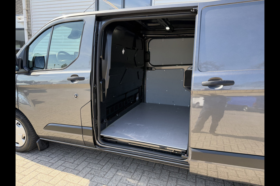Ford Transit Custom 300 2.0 TDCI L2H1 Trend / vaste prijs rijklaar € 21.950 ex btw / dubbele schuifdeur / lease vanaf € 358 / airco / cruise / camera / pdc voor en achter / euro 6 / bpm vrij