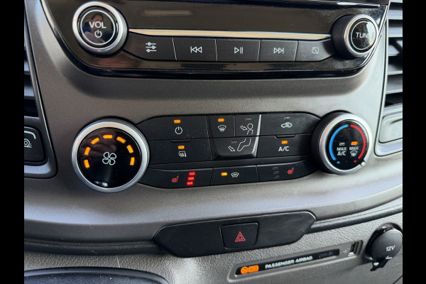 Ford Transit Custom 300 2.0 TDCI L2H1 Trend / vaste prijs rijklaar € 21.950 ex btw / dubbele schuifdeur / lease vanaf € 358 / airco / cruise / camera / pdc voor en achter / euro 6 / bpm vrij