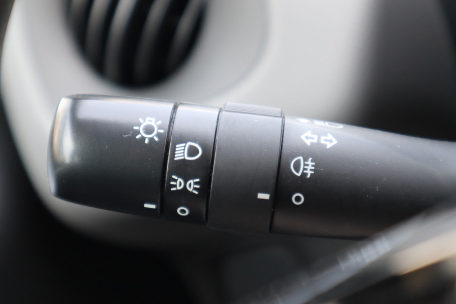 Peugeot 108 1.0 e-VTi Active | 5drs. | Bluetooth | Airco |