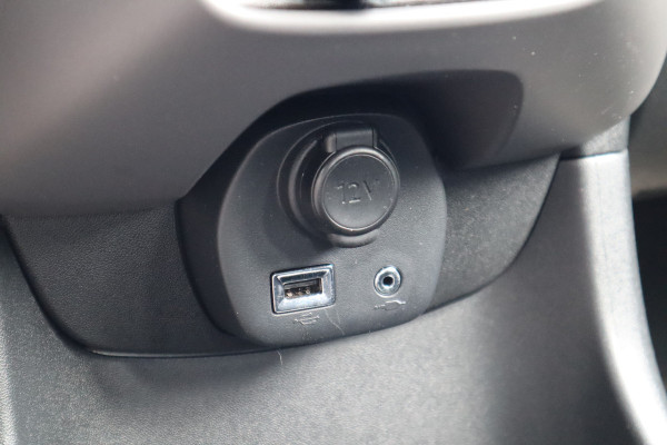 Peugeot 108 1.0 e-VTi Active | 5drs. | Bluetooth | Airco |