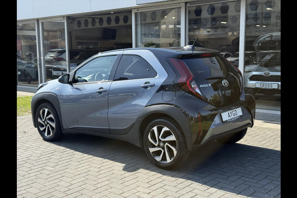 Toyota Aygo X 1.0 VVT-i S-CVT Automaat Pulse Bi-Tone | Stoelverwarming, Airconditioning, 17 inch, CarPlay, Adaptive cruise control