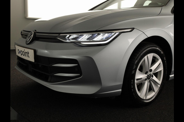 Volkswagen Golf variant Life Business 1.5 TSI 85 kW / 116 pk Variant 6 ver | Navigatie | Stoelverwarming | Carplay & Android auto | Parkeersensoren | Ergo stoelen |