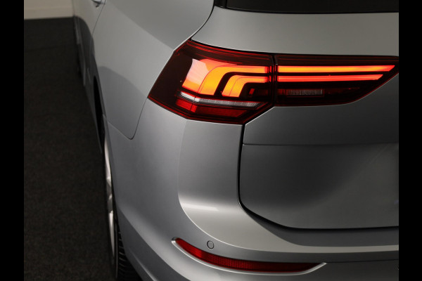 Volkswagen Golf variant Life Business 1.5 TSI 85 kW / 116 pk Variant 6 ver | Navigatie | Stoelverwarming | Carplay & Android auto | Parkeersensoren | Ergo stoelen |
