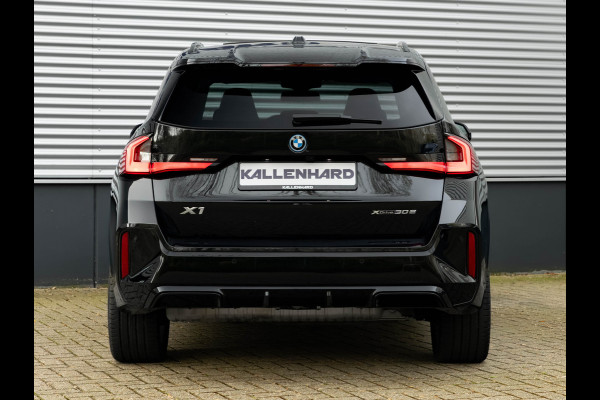 BMW X1 xDrive30e M-Sport Pro - M-Zetels - Full-Option - NP76.000
