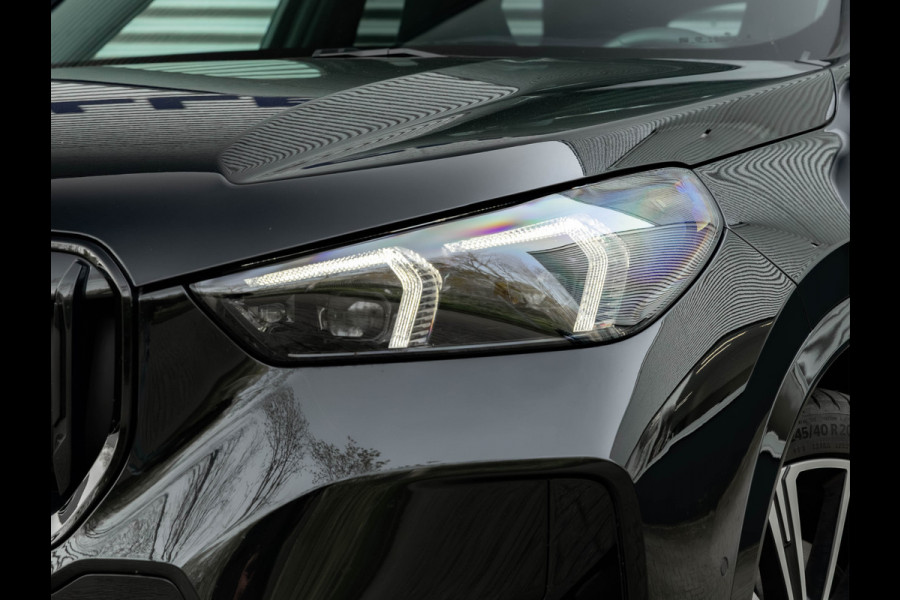 BMW X1 xDrive30e M-Sport Pro - M-Zetels - Full-Option - NP76.000