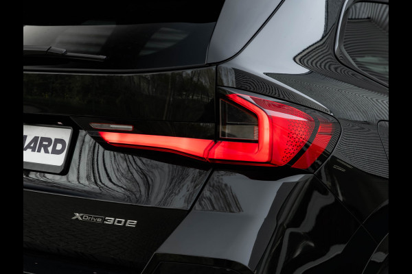 BMW X1 xDrive30e M-Sport Pro - M-Zetels - Full-Option - NP76.000