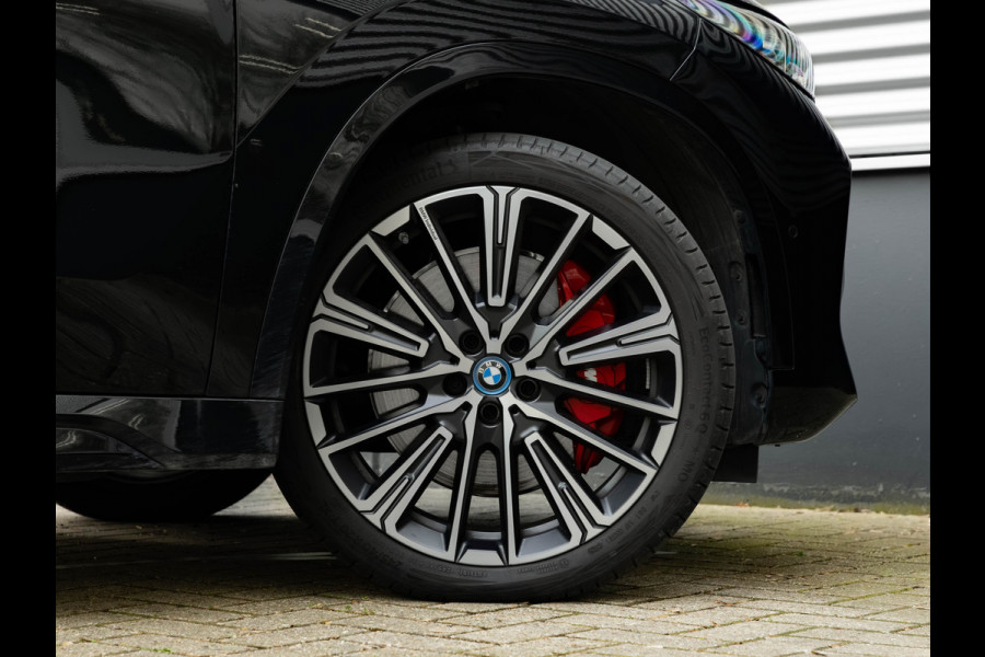 BMW X1 xDrive30e M-Sport Pro - M-Zetels - Full-Option - NP76.000