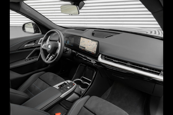 BMW X1 xDrive30e M-Sport Pro - M-Zetels - Full-Option - NP76.000
