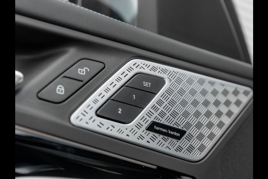 BMW X1 xDrive30e M-Sport Pro - M-Zetels - Full-Option - NP76.000