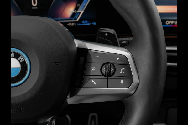 BMW X1 xDrive30e M-Sport Pro - M-Zetels - Full-Option - NP76.000