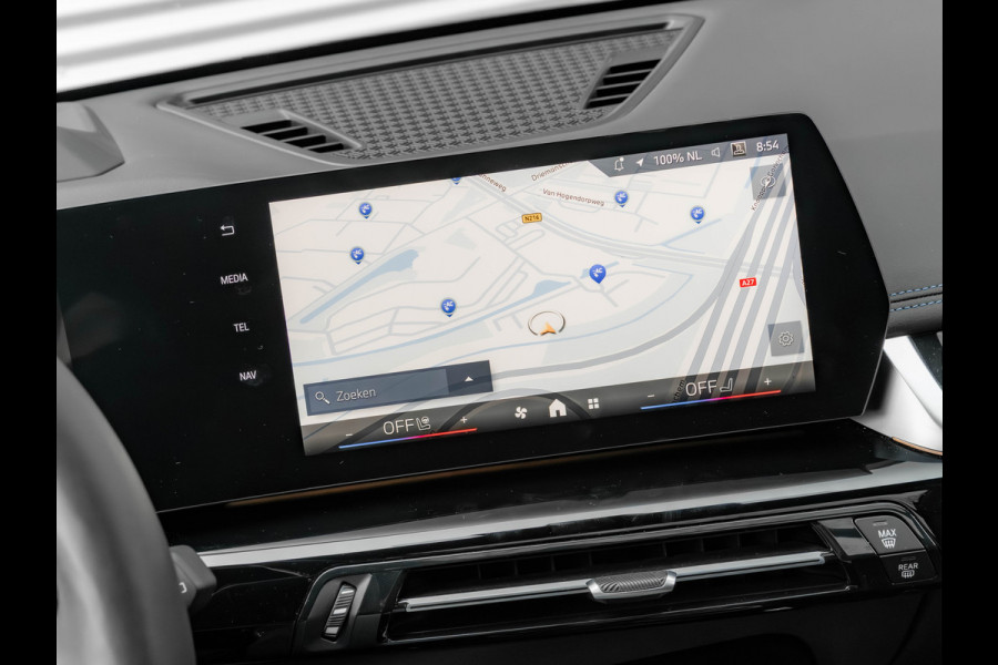 BMW X1 xDrive30e M-Sport Pro - M-Zetels - Full-Option - NP76.000