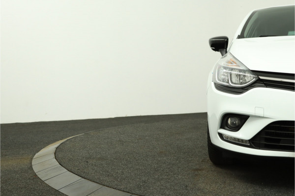 Renault Clio 0.9 TCe Limited Airco - Apple Carplay/Android Auto - Cruise Control - Keyless Entry - Navigatie - Virena Verzekerheids €895,-