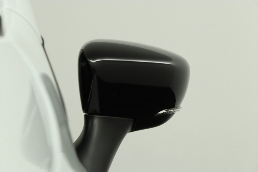 Renault Clio 0.9 TCe Limited Airco - Apple Carplay/Android Auto - Cruise Control - Keyless Entry - Navigatie - Virena Verzekerheids €895,-