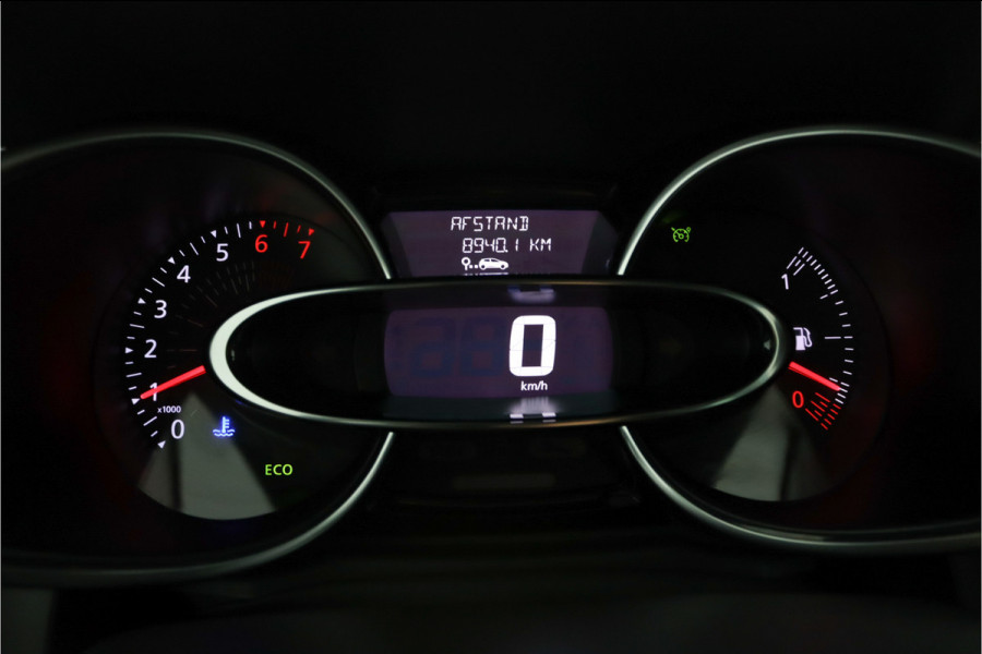 Renault Clio 0.9 TCe Limited Airco - Apple Carplay/Android Auto - Cruise Control - Keyless Entry - Navigatie - Virena Verzekerheids €895,-