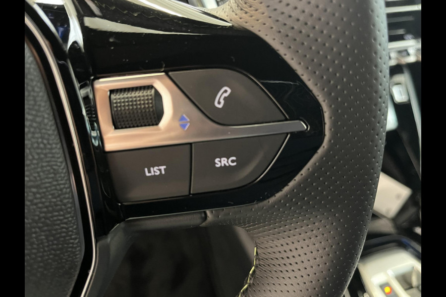 Peugeot 208 1.2 Hybrid 110 e-DCS6 GT Vision en navigation pack, Drive assist plus pack, Gris Selenium metaallak.