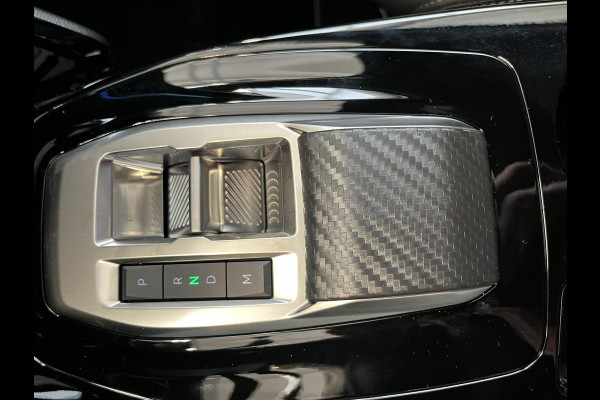 Peugeot 208 1.2 Hybrid 110 e-DCS6 GT Vision en navigation pack, Drive assist plus pack, Gris Selenium metaallak.