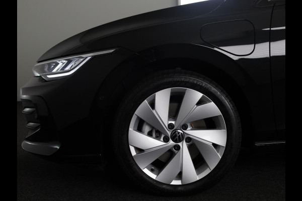 Volkswagen Golf 1.5 eHybrid Life Edition | Achteruitrijcamera | Navigatie | Carplay & Android Auto |