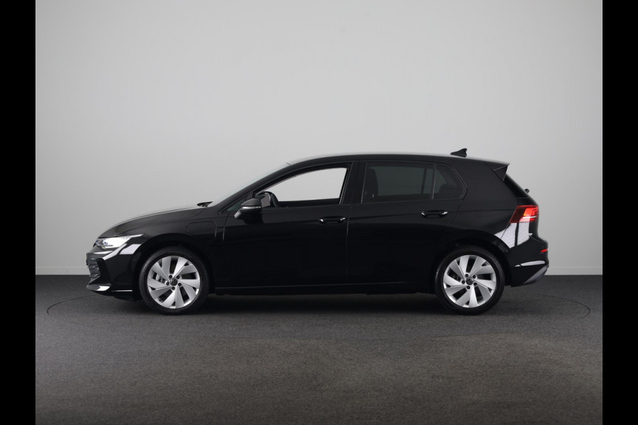 Volkswagen Golf 1.5 eHybrid Life Edition | Achteruitrijcamera | Navigatie | Carplay & Android Auto |