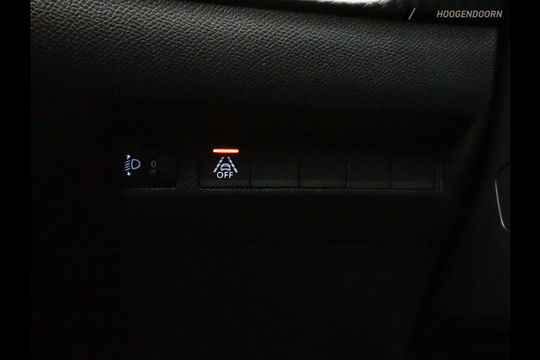 Peugeot 208 1.2 PureTech Allure Sport (ACHTERUITRIJCAMERA,APPLE CARPLAY,L.M. VELGEN,LED,LANE ASSIST,CRUISE CONTROL,TOPCONDITIE)