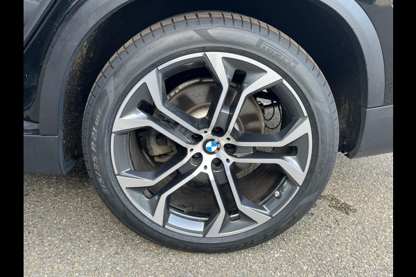 BMW X5 xDrive45e High Executive HARMAN KARDON| ELEK. TREKHAAK|ELEK. SCHUIF/ KANTELDAK| ACHTERBANK VERWARMING| HEAD-UP DISPLAY| DODE HOEK SENSOR| CAMERA| ACHTERAS BESTURING