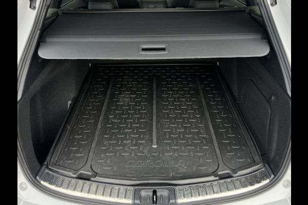 Toyota Corolla Touring Sports 2.0 Hybrid GR-Sport Plus | Pano | Camera | JBL Audio | 18 inch | Carplay