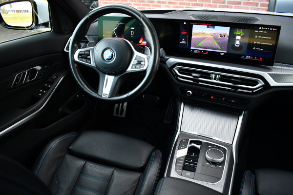 BMW 3-serie 330e xDrive M-Sport Pro Pano M-zetels ACC HUD 19inch El-klep