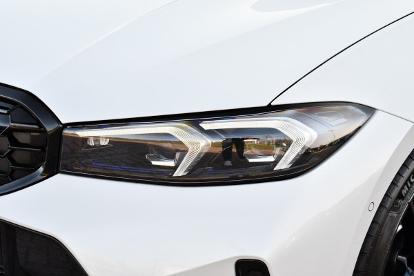 BMW 3-serie 330e xDrive M-Sport Pro Pano M-zetels ACC HUD 19inch El-klep