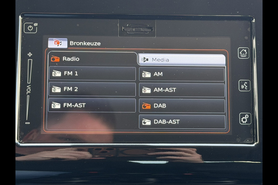 Suzuki Swift 1.2 Style Hybrid Camera+Pdc Clima Cruise Adaptive Cruise Stoelverwarming Carplay