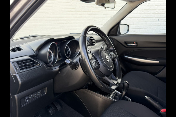 Suzuki Swift 1.2 Style Hybrid Camera+Pdc Clima Cruise Adaptive Cruise Stoelverwarming Carplay