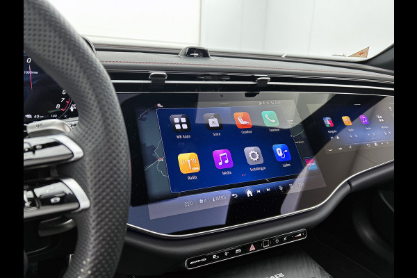 Mercedes-Benz E-Klasse AMG 53 4MATIC+ / NL Auto / Luchtvering (AMG RIDE CONTROL) / Panoramadak / Night Pakket / MBUX Superscreen / Achterasbesturing / Burmester / Plug-in hybride / Elektrisch rijbereik tot ca. 100 km /