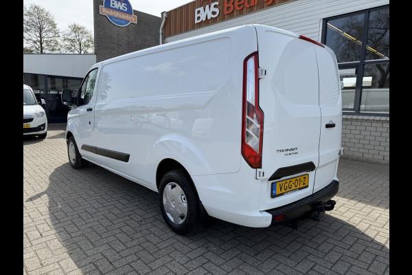 Ford Transit Custom 300 2.0 TDCI 130pk L2H1 Trend / vaste prijs rijklaar € 17.950 ex btw / ingerichte laadruimte / euro 6 / bpm vrij / trekhaak 2800 kg / airco / cruise / navigatie / camera !