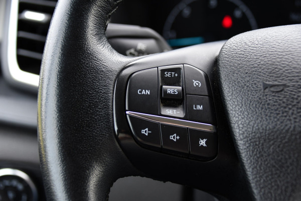 Ford Transit Custom 2.0 TDCI L1H1 Sport Edition Camera, Cruise, Carplay, 130pk, Sensoren, Trekhaak, Leder, LED, 2 x Schuifdeur, Stoelverwarming, Uniek!