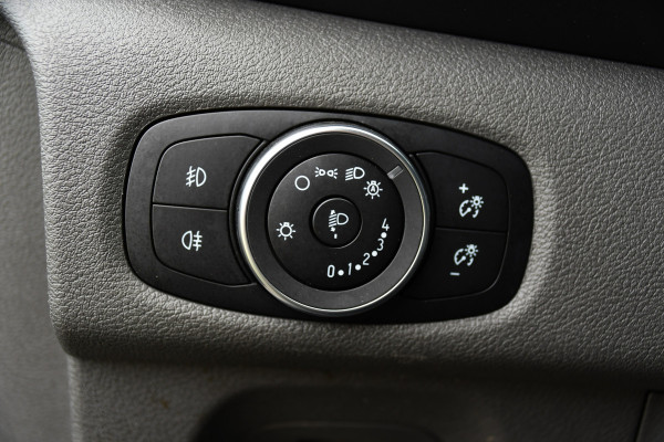 Ford Transit Custom 2.0 TDCI L1H1 Sport Edition Camera, Cruise, Carplay, 130pk, Sensoren, Trekhaak, Leder, LED, 2 x Schuifdeur, Stoelverwarming, Uniek!