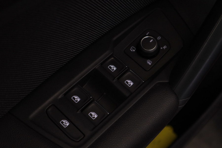 Seat Tarraco 1.5 TSI FR Business Intense 7p. Beast Audio Trekhaak Pano ACC Keyless entry/go