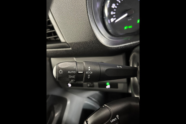 Opel Vivaro L3H1 SERVICEWAGEN 1.5 CDTI 102PK euro6 Edition 3Persoons, Imperiaal, Kasten, Airco, Trekhaak 2000KG, RIJKLAARPRIJS!