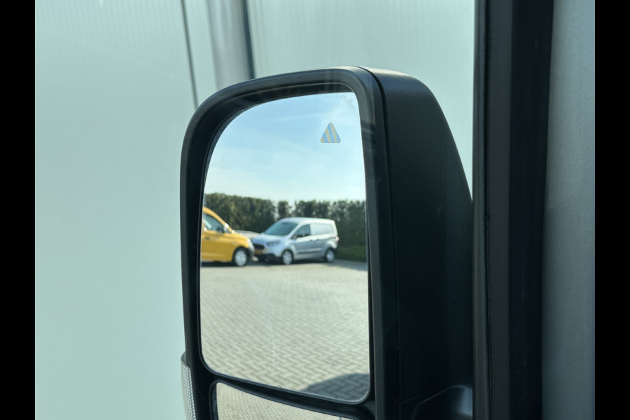 Mercedes-Benz Sprinter 317 CDI 9G-TRONIC / L2H1 / RWD / 3.500 KG AHG / 2x SCHUIFDEUR / CAMERA / CRUISE / BLIND SPOT / CARPLAY