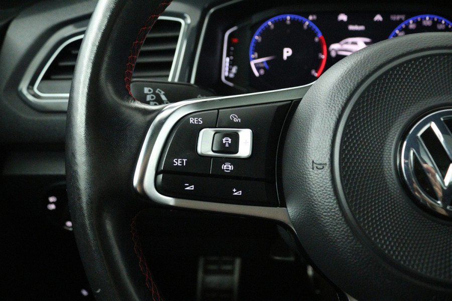 Volkswagen T-Roc 1.5 TSI Sport Business R (PANORAMADAK, STOELVERWARMING, CAMERA, BEATS AUDIO, DIGITALE COCKPIT)