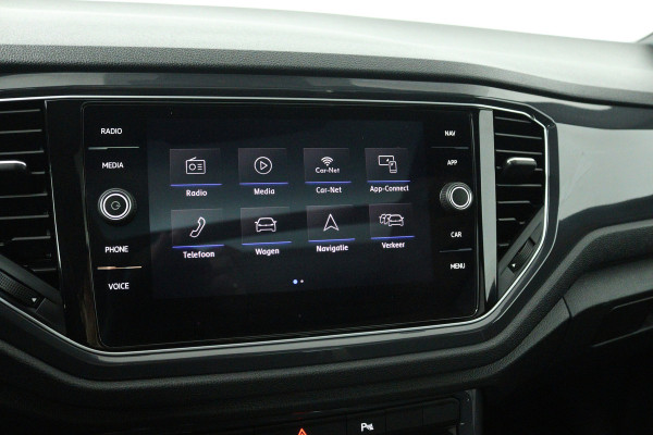 Volkswagen T-Roc 1.5 TSI Sport Business R (PANORAMADAK, STOELVERWARMING, CAMERA, BEATS AUDIO, DIGITALE COCKPIT)