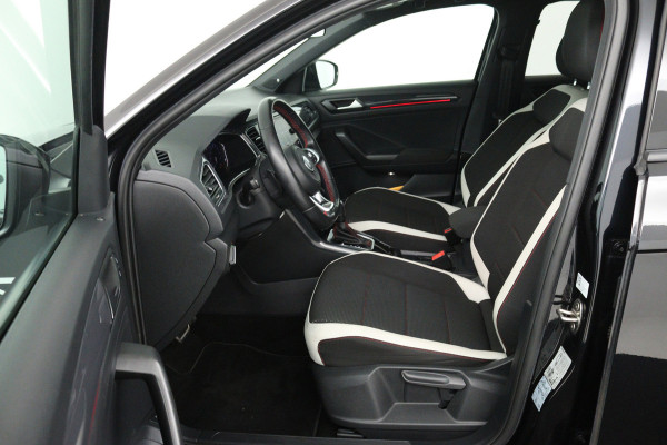 Volkswagen T-Roc 1.5 TSI Sport Business R (PANORAMADAK, STOELVERWARMING, CAMERA, BEATS AUDIO, DIGITALE COCKPIT)