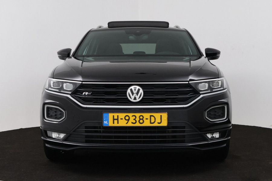Volkswagen T-Roc 1.5 TSI Sport Business R (PANORAMADAK, STOELVERWARMING, CAMERA, BEATS AUDIO, DIGITALE COCKPIT)