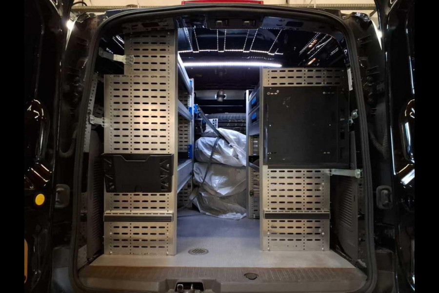 Ford Transit Connect 1.0 Ecoboost L2 Trend | 100pk | Navigatie | Cruise Control | Ingerichte Laadruimte | 3 Zitplaatsen | Winter Pack