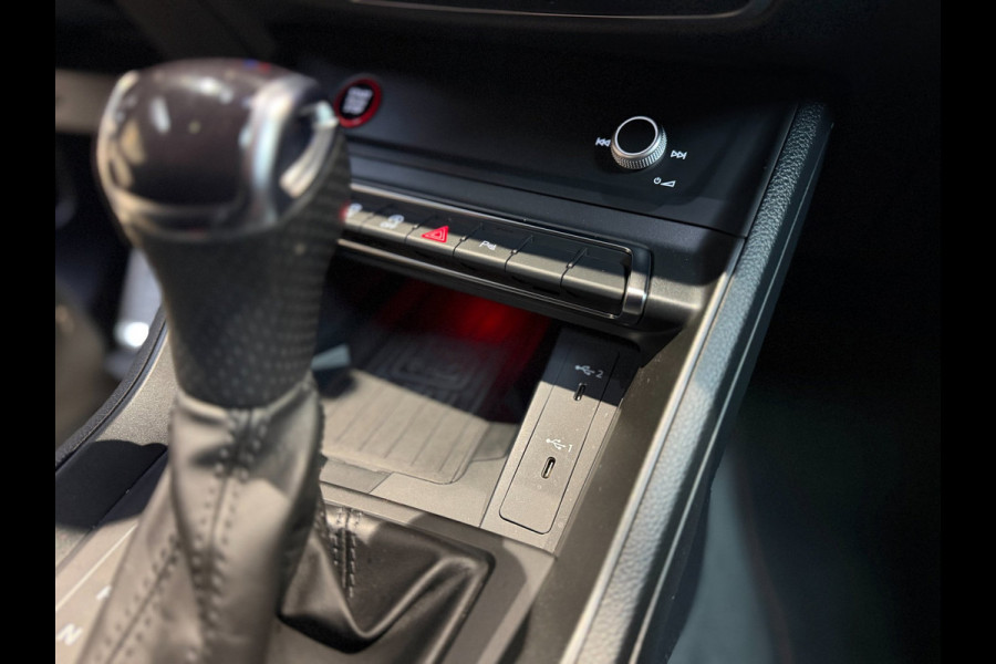 Audi RSQ3 Sportback 2.5 TFSI|Pano|RS Seats|Camera|Sonos|Matrix|Trekhaak