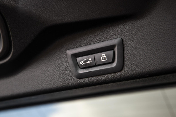 BMW X5 xDrive45e High Executive CARPLAY / CAMERA / DEALER ONDERHOUDEN / BRUIN LEER / STOELVERWARMING