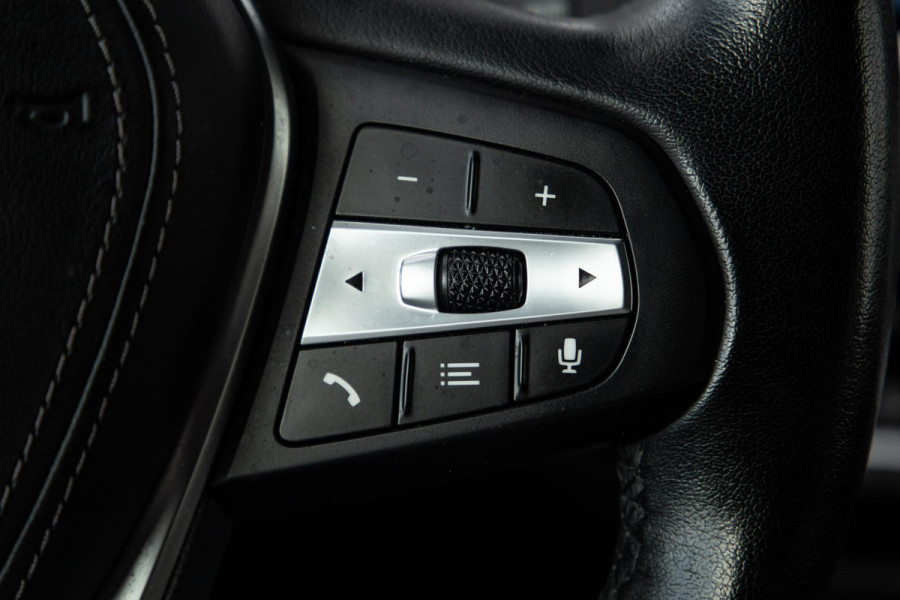 BMW X5 xDrive45e High Executive CARPLAY / CAMERA / DEALER ONDERHOUDEN / BRUIN LEER / STOELVERWARMING