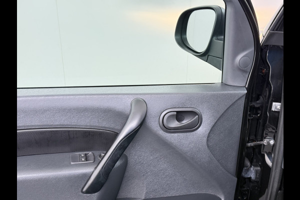 Renault Kangoo 1.5 dCi 111PK! EURO6, 6 bak! Navigatie, Cruise, Trekhaak