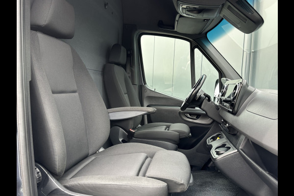 Mercedes-Benz Sprinter 315 CDI / 9G-TRONIC / L2H2 / 2x SCHUIFDEUR / 3.5 TONS TREKHAAK / LED / MBUX / CAMERA / CRUISE / AIRCO / BLINDSPOT