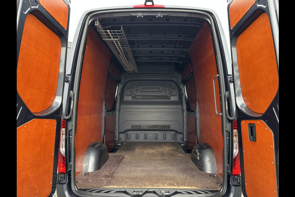 Mercedes-Benz Sprinter 315 CDI / 9G-TRONIC / L2H2 / 2x SCHUIFDEUR / 3.5 TONS TREKHAAK / LED / MBUX / CAMERA / CRUISE / AIRCO / BLINDSPOT